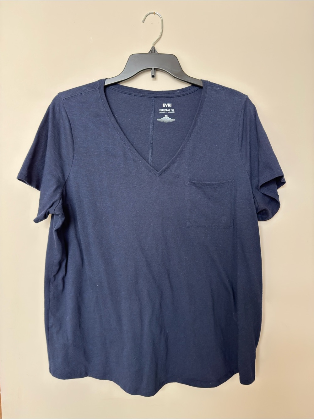 EVRI Everyday T Shirt V Neck 1X Blue
Super Soft Relaxed Fit
